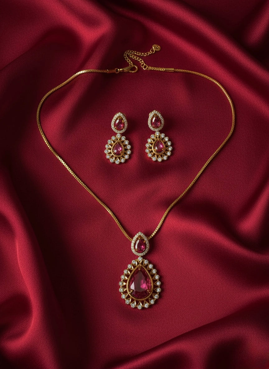 The Imperial Teardrop Pendant Set