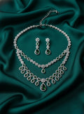 The Royal Heritage Tiered Set