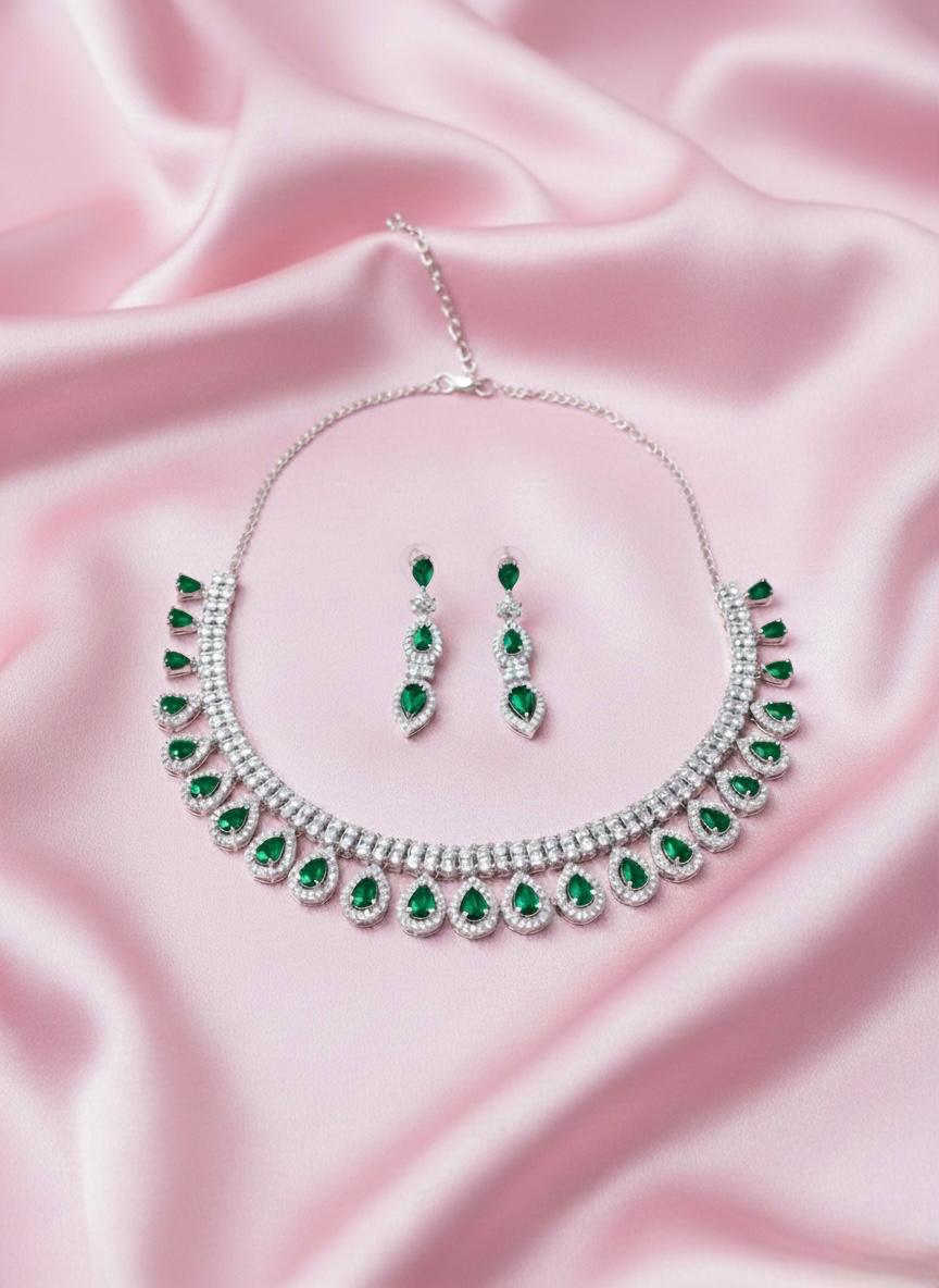 Midnight Elegance Necklace Set